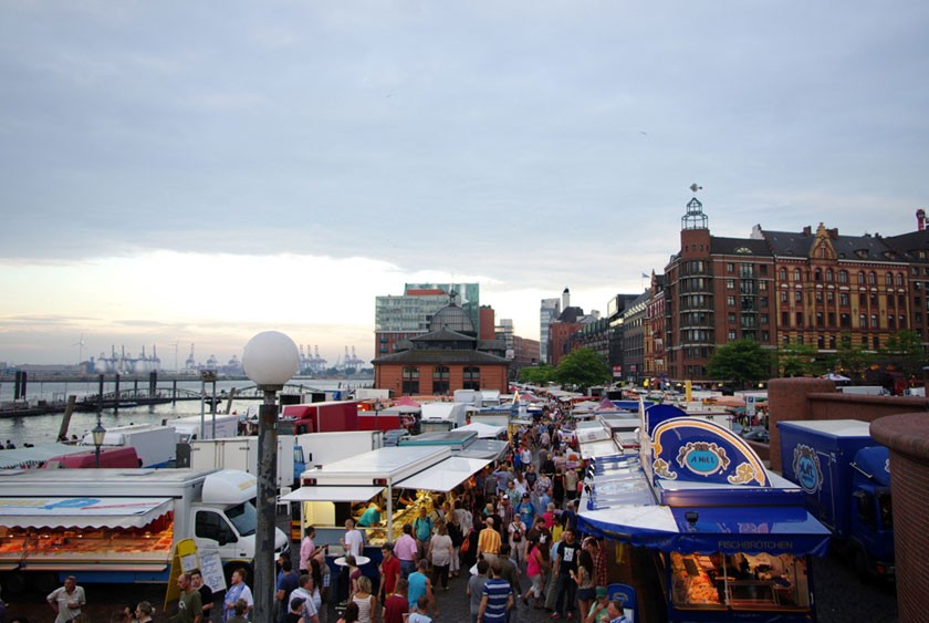 Discount: Experience more of Hamburg on another city tour – for example the fish market