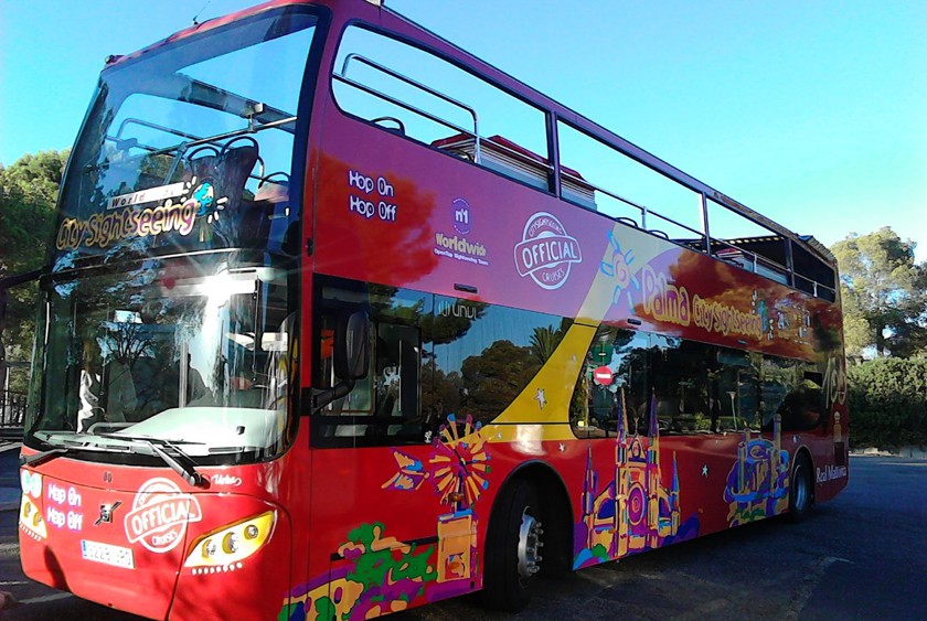 Hop-on hop-off city tour Palma de Mallorca