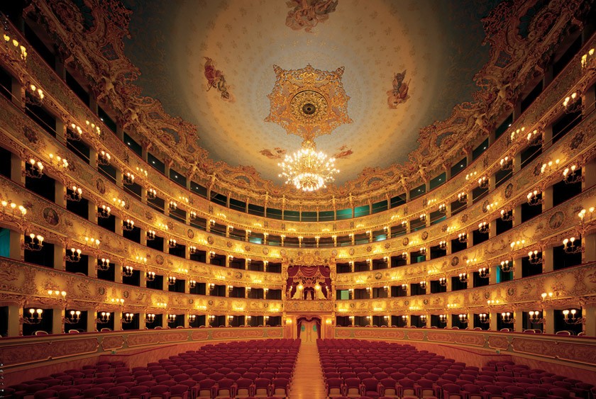 Teatro La Fenice Tour (opera tour) (Classic and Complete)