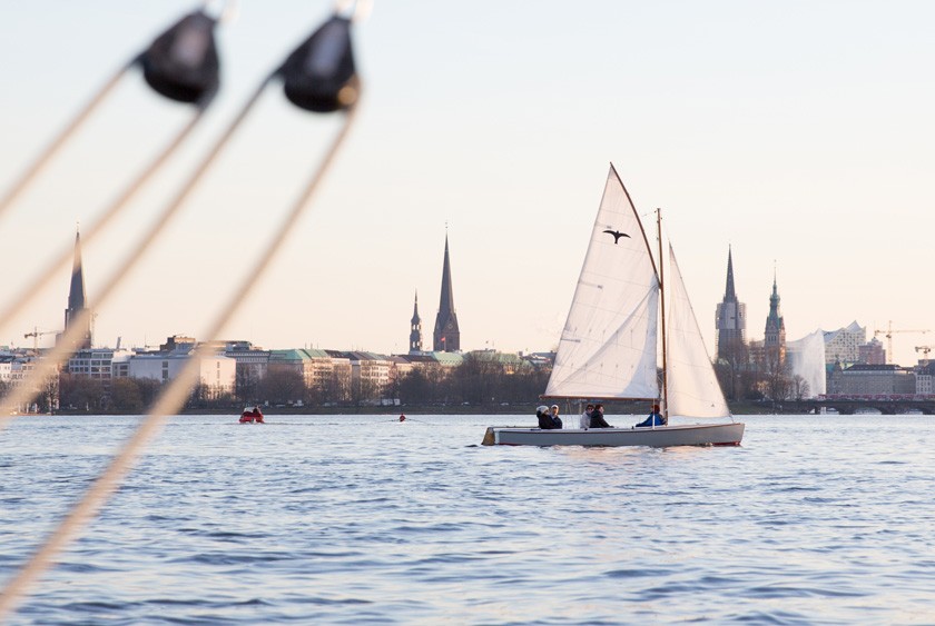 Hamburg City Sailing
