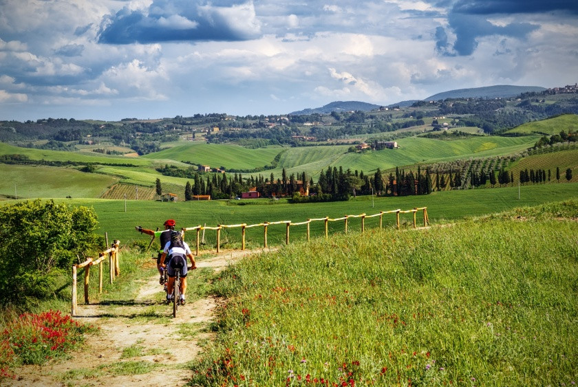 Day trip by e-bike: tour of the Chianti region and wine tasting (20% discount)