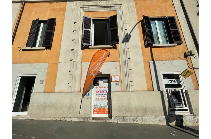 Luggage storage in Rome free of charge and ticket included