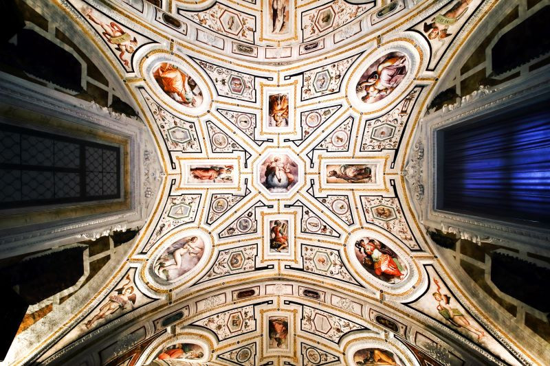 Sant'Anna dei Lombardi - Complesso monumentale
