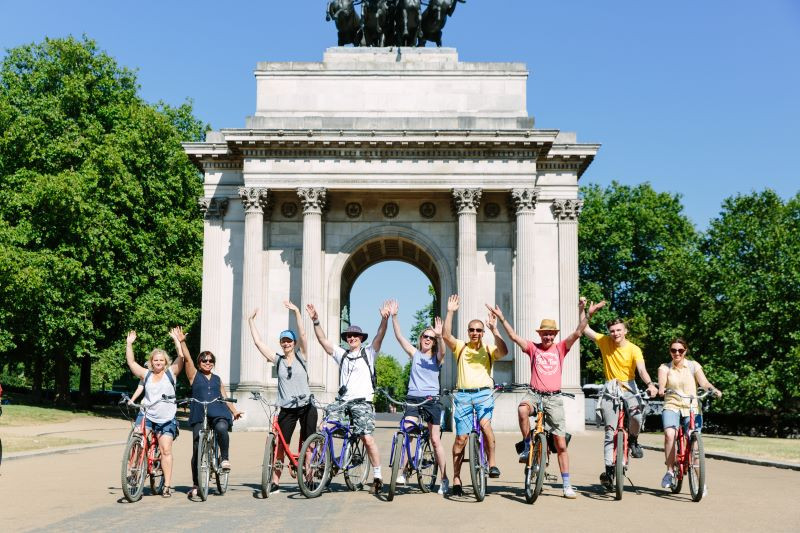 Guided bike tour London